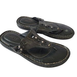 Born Womens Thong Sz 7 Black Leather Comfort Casual Breathable Minimalist Cozy